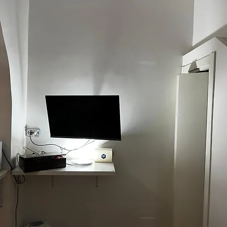 International Garibaldi * Daire *